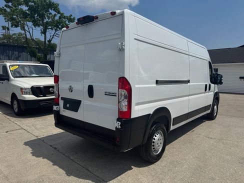 Used 2026 RAM ProMaster 2500 w/ Convenience Group FWD image 28