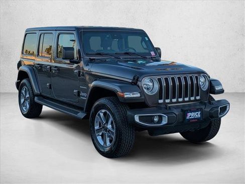 Used 2021 Jeep Wrangler Unlimited Sahara image 3