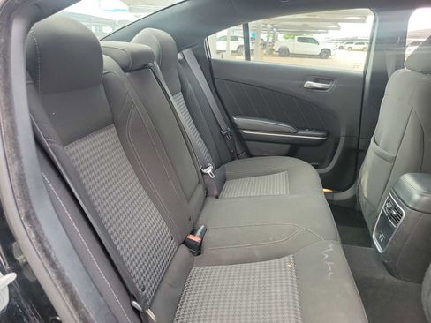 Used 2023 Dodge Charger SXT RWD image 17