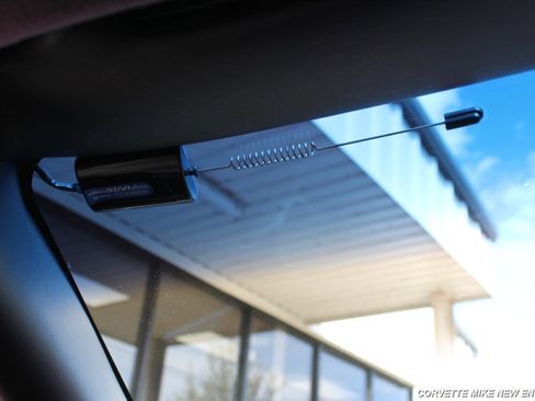 Used 2001 Chevrolet Corvette Convertible w/ Preferred Equipment Group2 RWD image 30