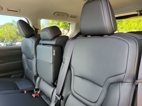 New 2026 Nissan Armada SV image 15