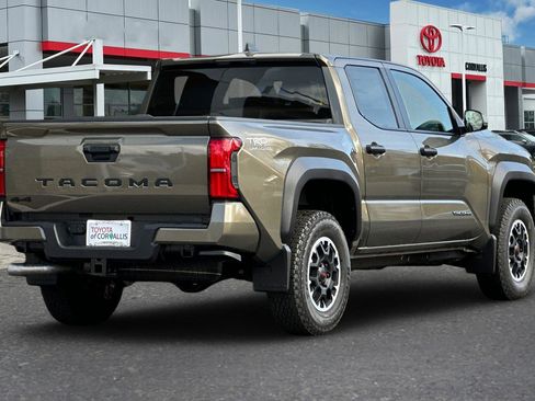 New 2025 Toyota Tacoma TRD Off-Road image 5
