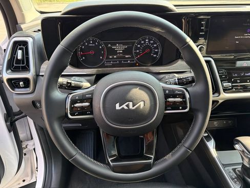 Certified 2022 Kia Sorento X-Line EX AWD/4WD image 15