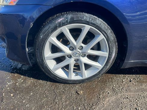 Used 2012 Lexus IS 250 AWD w/ Premium Pkg Value Edition image 14