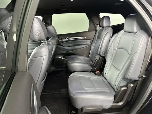 Used 2022 Buick Enclave Essence w/ Sport Touring Edition AWD/4WD image 5