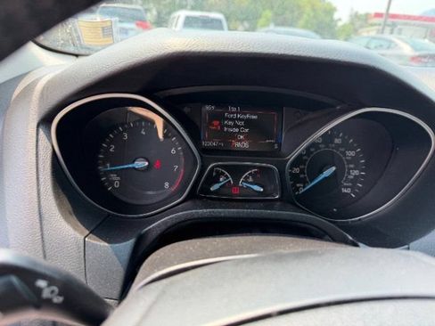 Used 2016 Ford Focus Titanium FWD image 20