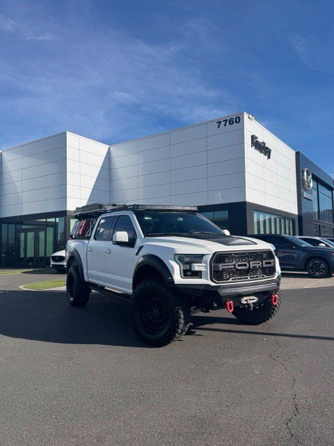 Used 2019 Ford F150 Raptor w/ Equipment Group 802A Luxury AWD/4WD image 2