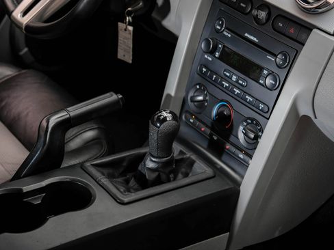 Used 2007 Ford Mustang GT Premium RWD image 22