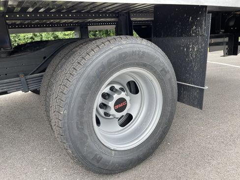 New 2023 GMC Savana 3500 w/ Power Convenience Package image 27