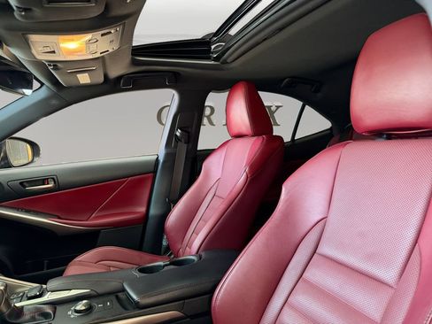 Used 2020 Lexus IS 300 F Sport w/ F Sport Package RWD image 9