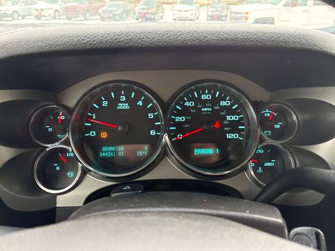 Used 2014 Chevrolet Silverado 2500 LT w/ Suspension Package, Off-Road image 14