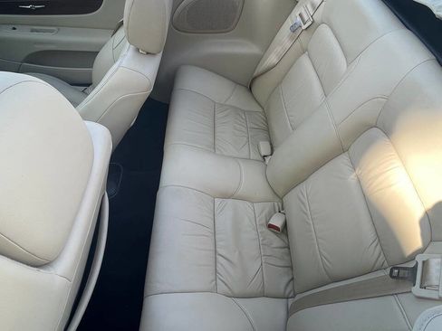 Used 2002 Chrysler Sebring Limited image 7