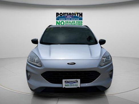 Used 2022 Ford Escape SEL w/ SEL Stealth AWD Package image 9