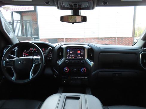Used 2021 Chevrolet Silverado 1500 LT Trail Boss w/ Convenience Package II image 26