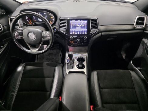 Used 2021 Jeep Grand Cherokee Altitude image 31
