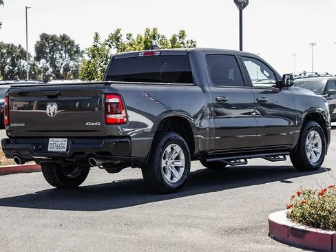 Used 2024 RAM 1500 Laramie AWD/4WD image 5