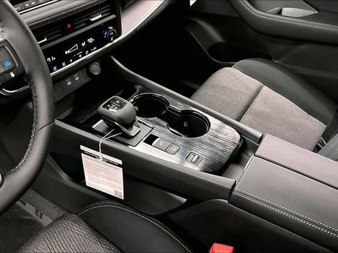 New 2026 Nissan Rogue SV image 9