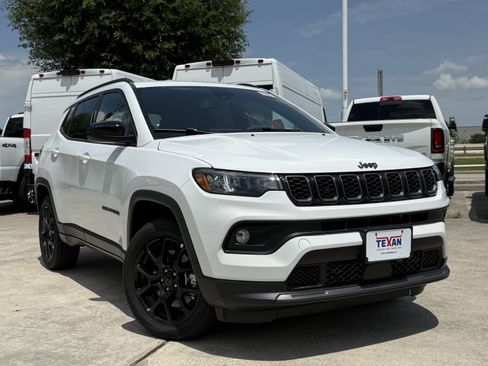 New 2026 Jeep Compass Latitude AWD/4WD image 2
