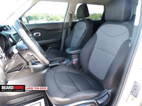 Used 2018 Kia Soul + image 24