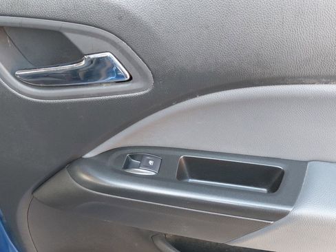 Used 2019 Chevrolet Colorado Z71 image 25