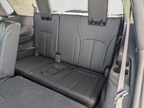 Used 2026 INFINITI QX60 Luxe w/ Cargo Package FWD image 19