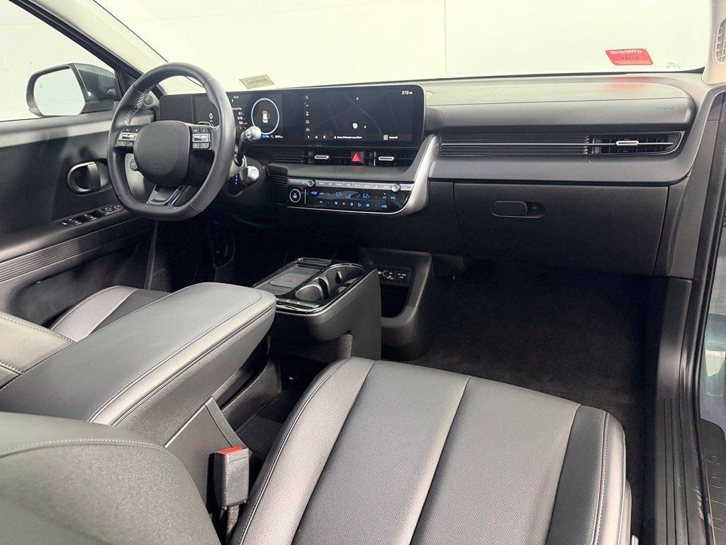Used 2025 Hyundai Ioniq 5 SEL RWD image 15