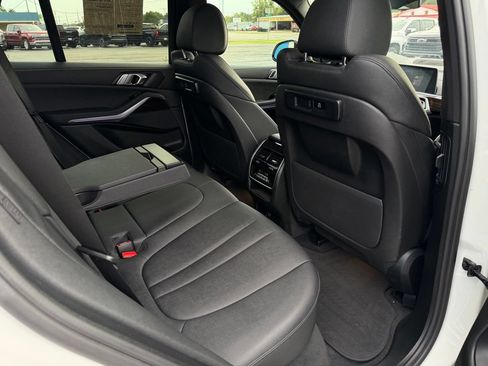 Used 2021 BMW X5 sDrive40i w/ Convenience Package RWD image 19