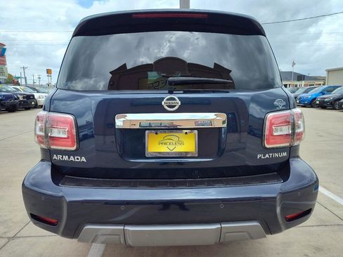 Used 2019 Nissan Armada Platinum w/ Captain's Chairs Package RWD image 5