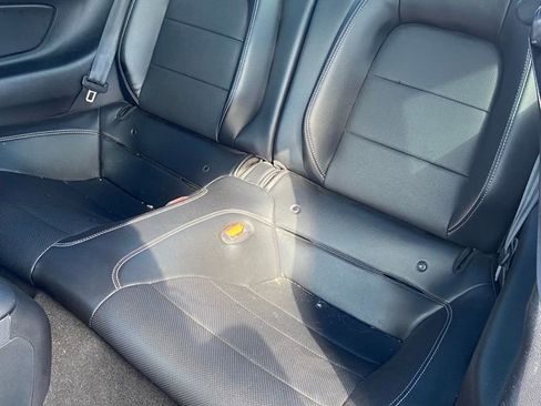 Used 2021 Ford Mustang GT Premium image 12