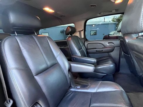 Used 2008 GMC Yukon XL SLT AWD/4WD image 13