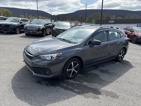 Used 2022 Subaru Impreza Premium image 9