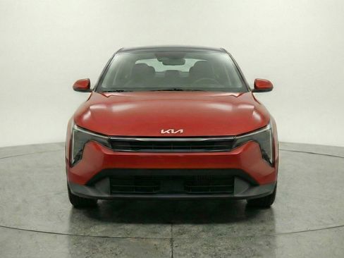 Used 2025 Kia K4 LXS image 2