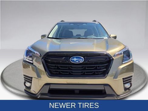 Certified 2023 Subaru Forester Premium AWD/4WD image 10
