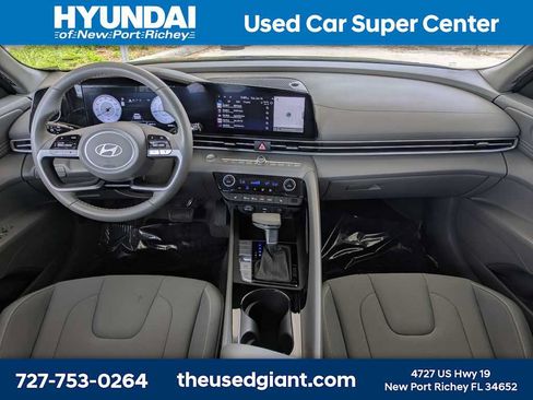 Certified 2024 Hyundai Elantra SEL w/ Convenience Package FWD image 15