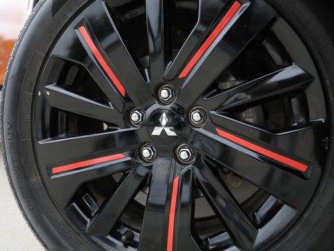 Used 2021 Mitsubishi Outlander Sport Black Edition FWD image 10