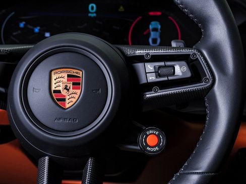 New 2026 Porsche 911 Carrera GTS image 21