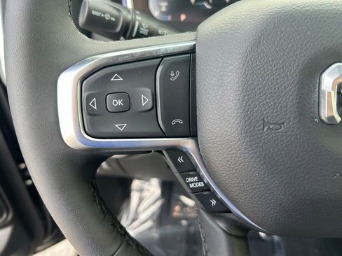 Used 2025 RAM 1500 Big Horn RWD image 42