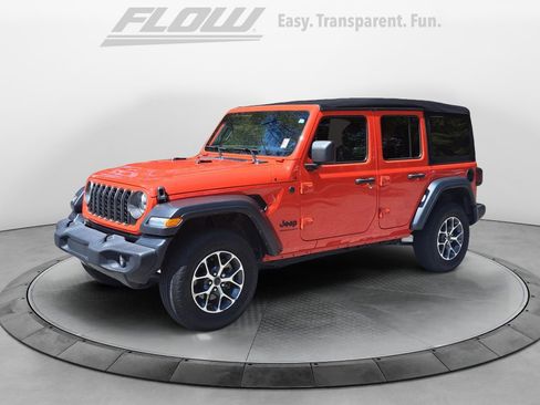Used 2024 Jeep Wrangler Unlimited Sport AWD/4WD image 4