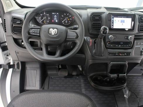 Used 2025 RAM ProMaster 2500 w/ Storage Group image 9