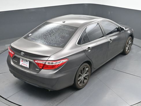 Used 2015 Toyota Camry XLE image 34