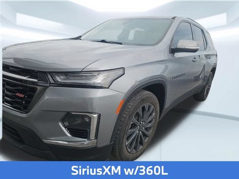 Used 2023 Chevrolet Traverse RS FWD image 6