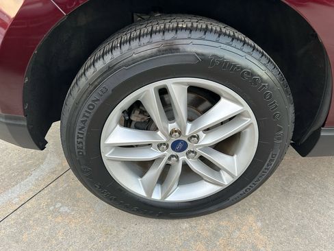 Used 2017 Ford Edge SEL w/ Equipment Group 201A image 58