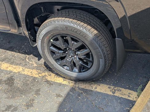 New 2026 Nissan Frontier SV AWD/4WD image 42