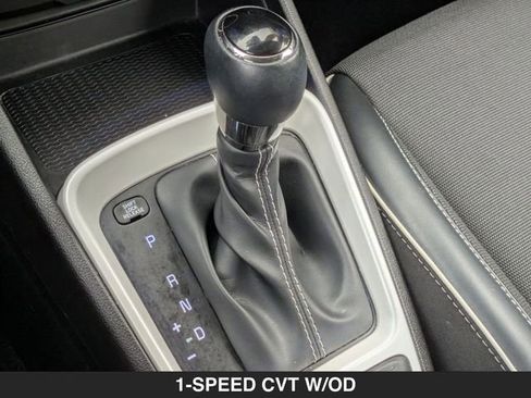 Used 2022 Hyundai Venue Limited w/ Cargo Package image 27