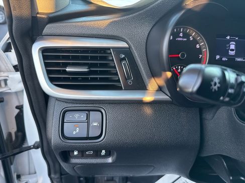 Used 2019 Kia Optima S w/ S Panoramic Sunroof Package image 29