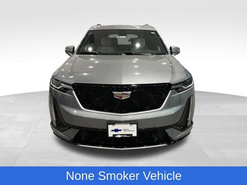 Used 2023 Cadillac XT6 Sport w/ LPO, Floor Liner Package image 10