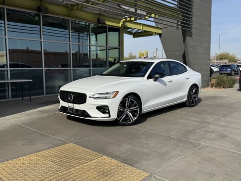 Used 2022 Volvo S60 T8 R-Design Expression w/ Premium Package image 1