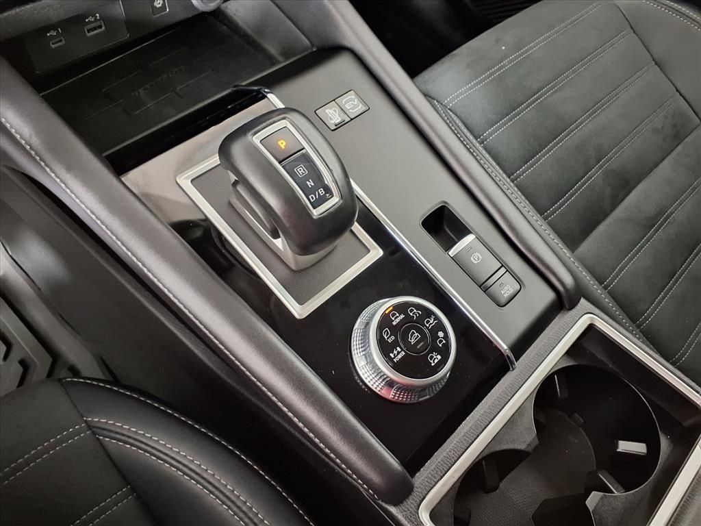 Used 2024 Mitsubishi Outlander SE AWD/4WD image 21