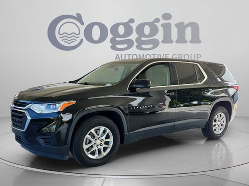 Used 2020 Chevrolet Traverse LS FWD image 1