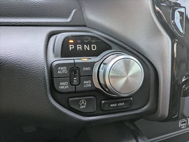 New 2025 RAM 1500 Laramie AWD/4WD image 12